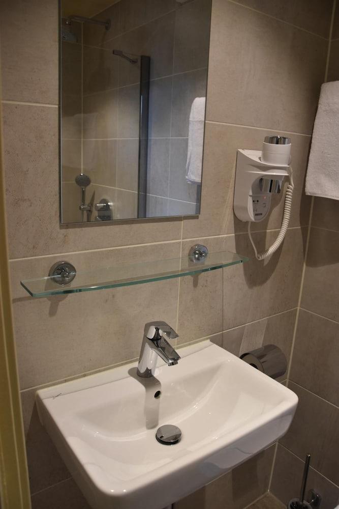 Ozo Hotels Armada Амстердам Екстериор снимка