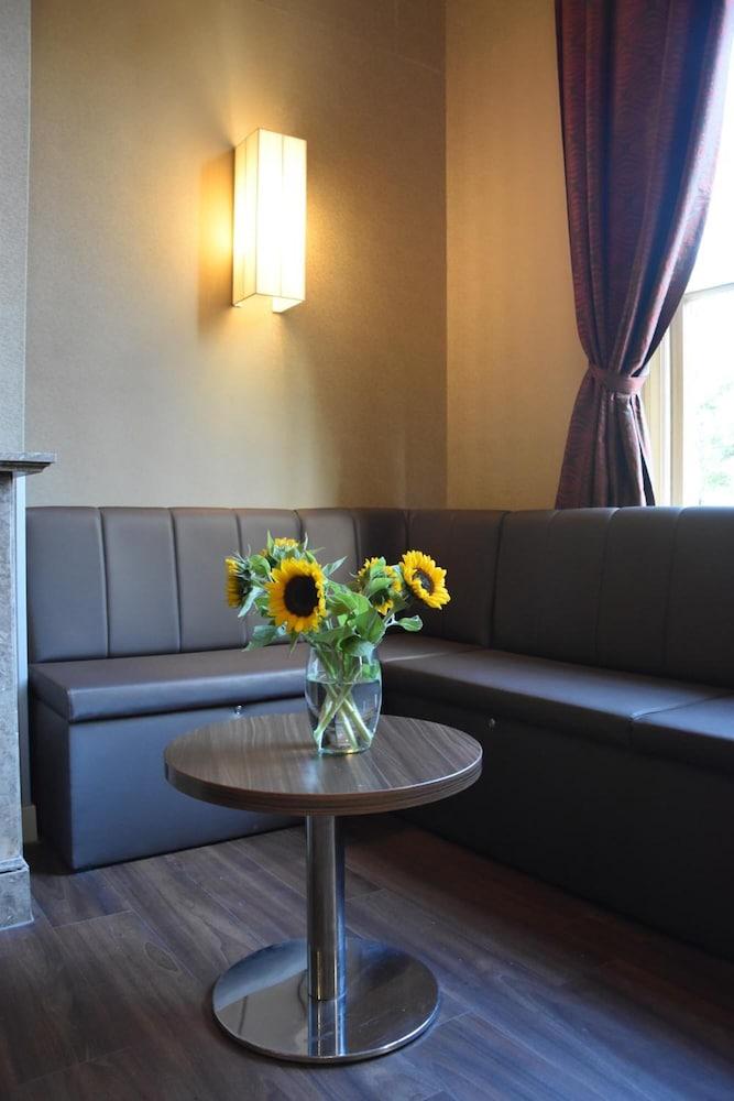 Ozo Hotels Armada Амстердам Екстериор снимка